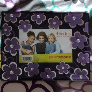 Purple flower picture frame